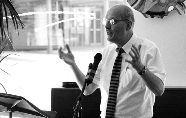 Peter Finch at the Cardiff International Poetry Awards 2007